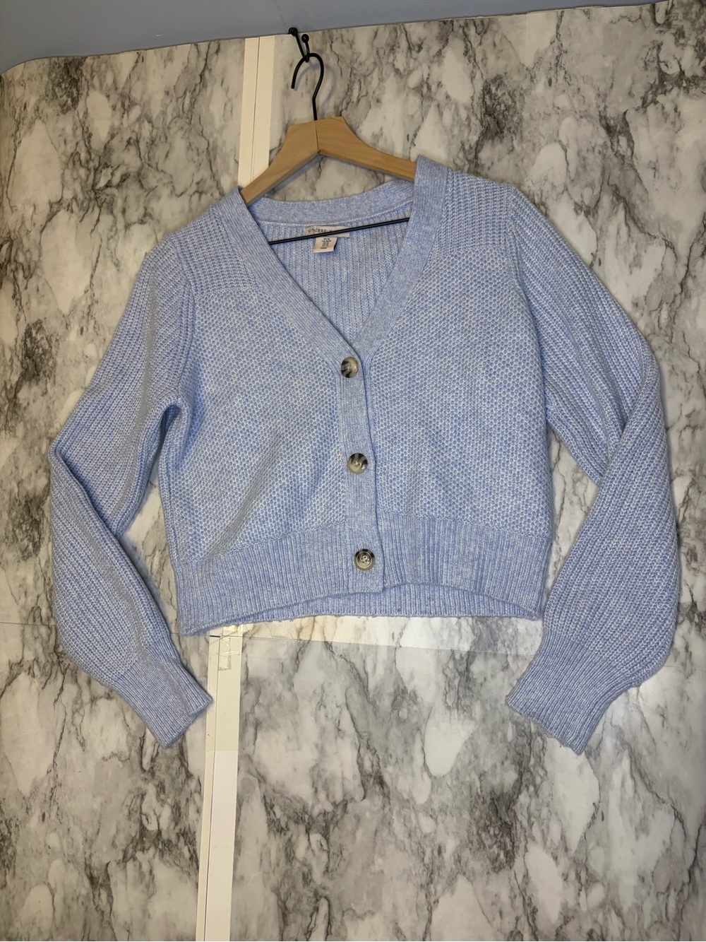 Sincerely Jules Light Blue V-Neck Cropped Button Cardigan size M